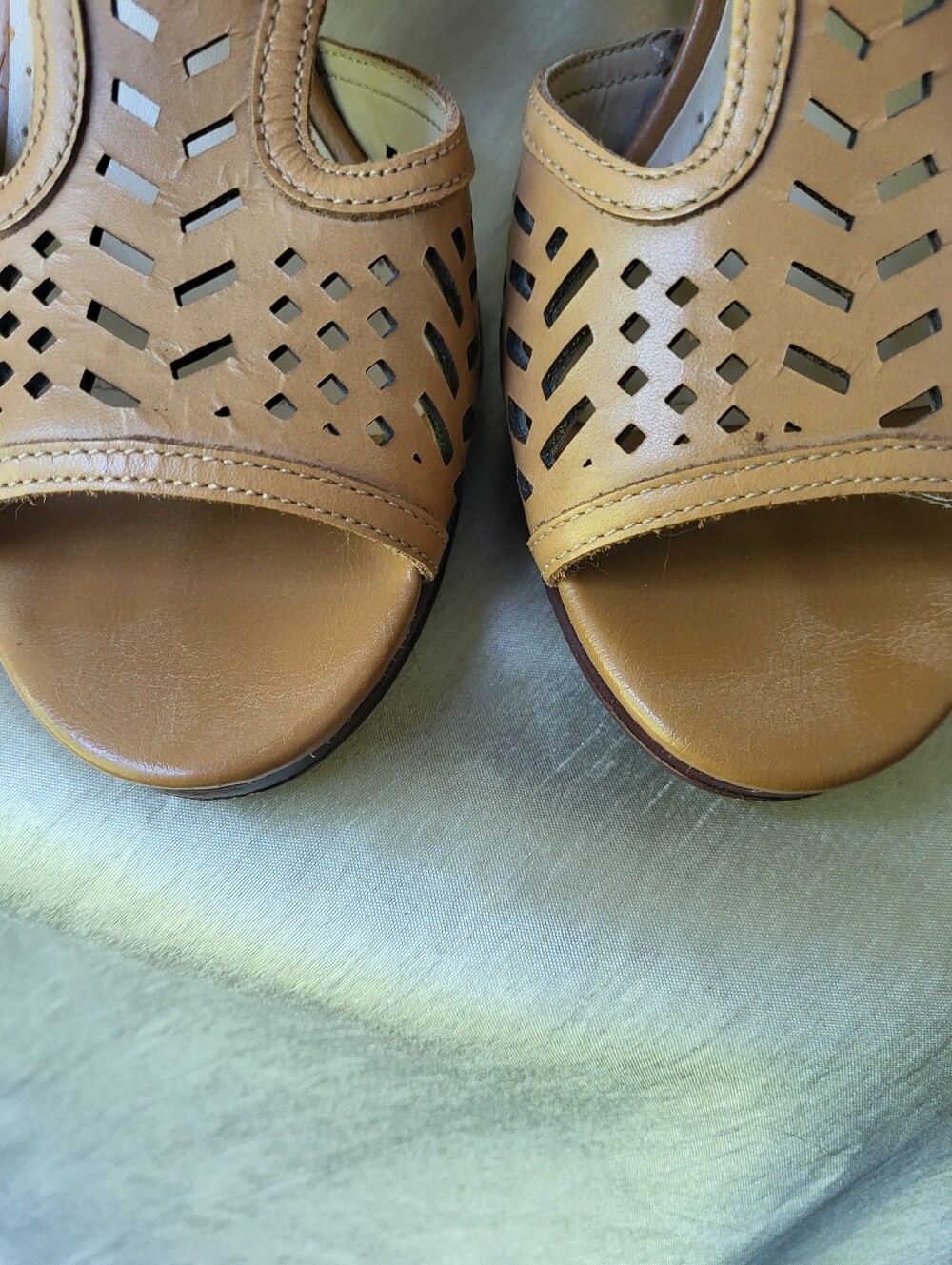 Adrienne Vittadini Tan Leather Cutout Open Toe Slingback Heels 8.5M - Picture 6 of 16